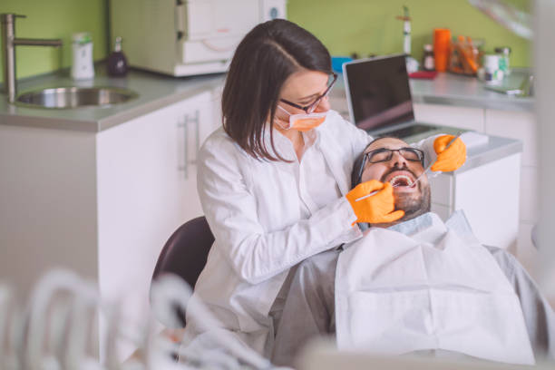 Best Dentist for Tooth Abscess  in Cleveland, WI